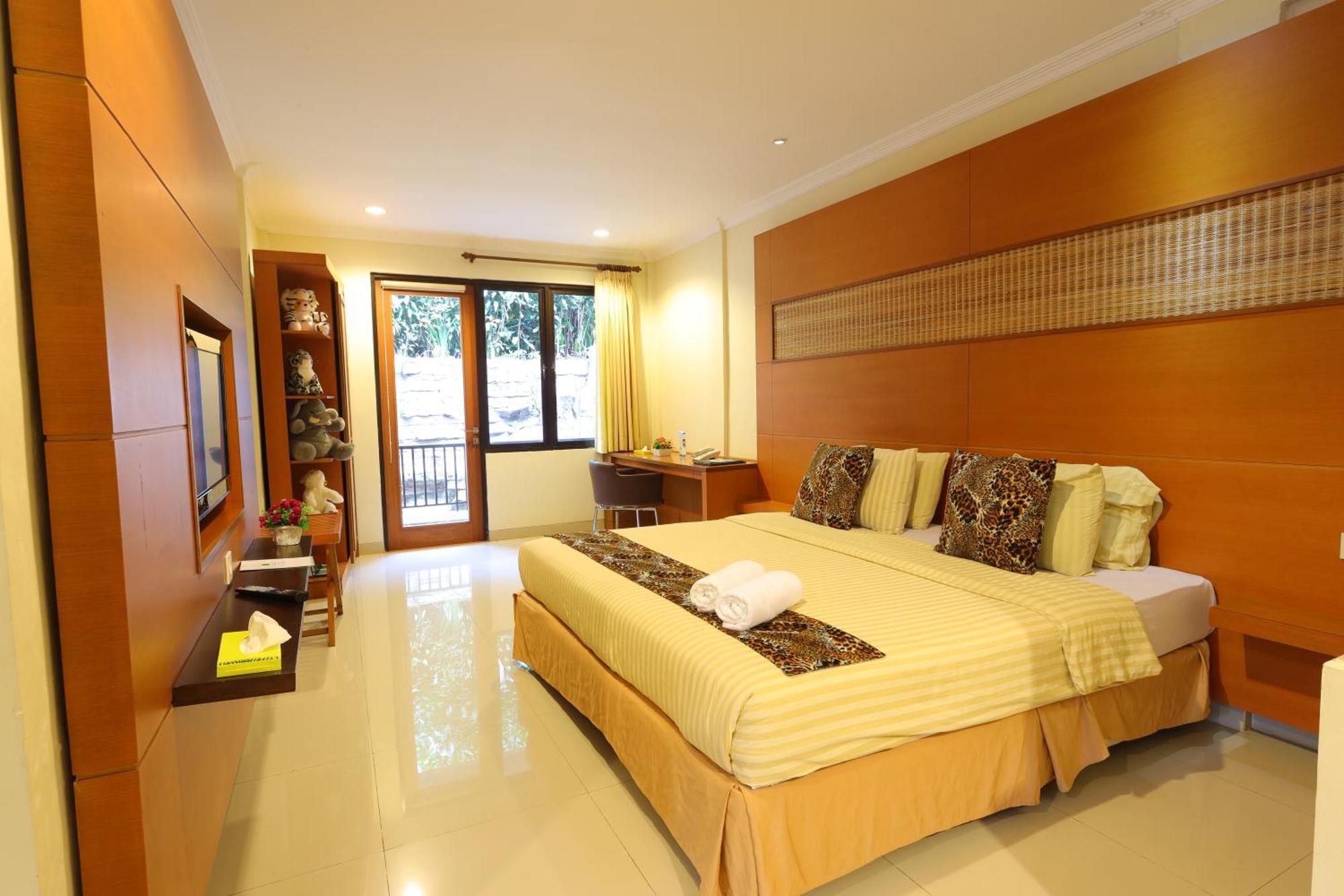 Safari Resort Puncak Exteriör bild